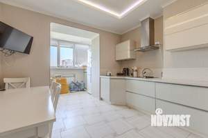 2-к квартира, вторичка, 65м2, 9/16 этаж