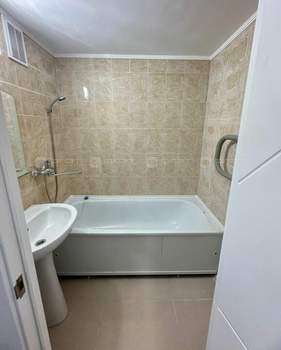 3-к квартира, вторичка, 66м2, 1/10 этаж