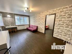 2-к квартира, вторичка, 44м2, 1/4 этаж