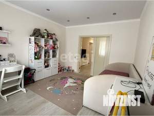 3-к квартира, вторичка, 80м2, 1/10 этаж