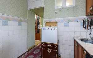2-к квартира, вторичка, 42м2, 1/5 этаж