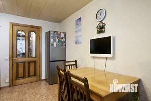 3-к квартира, вторичка, 102м2, 2/5 этаж