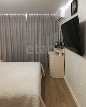 2-к квартира, вторичка, 43м2, 1/9 этаж
