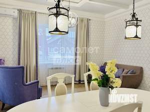 4-к квартира, вторичка, 120м2, 3/6 этаж