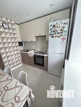 2-к квартира, вторичка, 56м2, 10/14 этаж