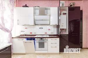 3-к квартира, вторичка, 110м2, 2/4 этаж