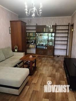 3-к квартира, вторичка, 58м2, 3/5 этаж