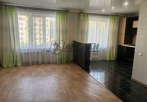 2-к квартира, вторичка, 52м2, 4/10 этаж