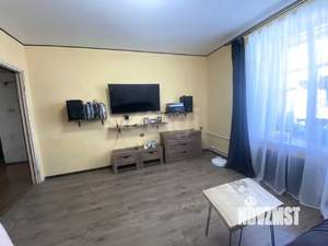 2-к квартира, вторичка, 63м2, 8/9 этаж