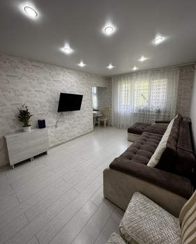 3-к квартира, вторичка, 60м2, 1/5 этаж