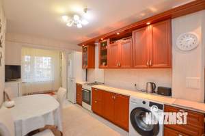 3-к квартира, вторичка, 69м2, 1/10 этаж