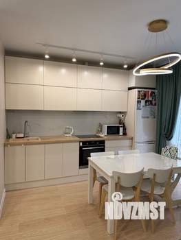 2-к квартира, вторичка, 49м2, 1/8 этаж