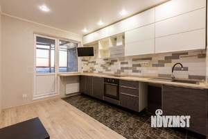 2-к квартира, вторичка, 68м2, 13/16 этаж