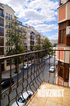 4-к квартира, вторичка, 158м2, 3/4 этаж