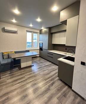 2-к квартира, вторичка, 55м2, 18/18 этаж