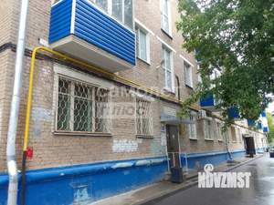 2-к квартира, вторичка, 42м2, 1/3 этаж
