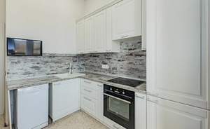 3-к квартира, вторичка, 75м2, 1/9 этаж