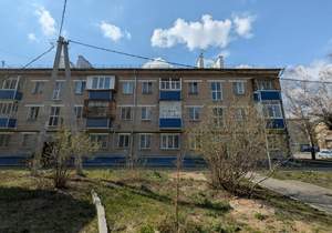 2-к квартира, вторичка, 42м2, 1/3 этаж