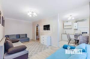 2-к квартира, вторичка, 42м2, 1/5 этаж