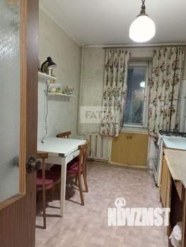 2-к квартира, вторичка, 52м2, 3/5 этаж