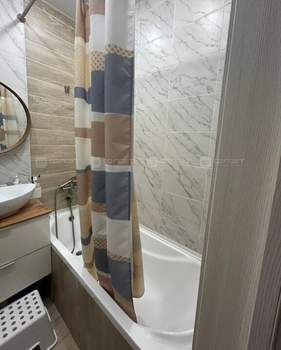 2-к квартира, вторичка, 60м2, 7/9 этаж