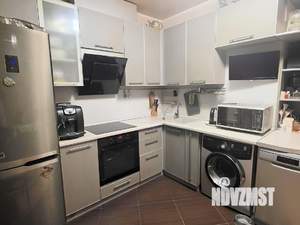 2-к квартира, вторичка, 68м2, 6/18 этаж