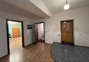 3-к квартира, вторичка, 227м2, 1/10 этаж
