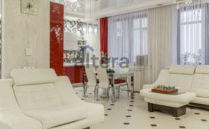 2-к квартира, вторичка, 132м2, 6/8 этаж