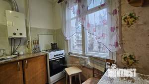 2-к квартира, вторичка, 44м2, 3/5 этаж