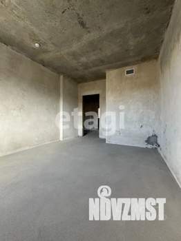 4-к квартира, вторичка, 106м2, 4/9 этаж