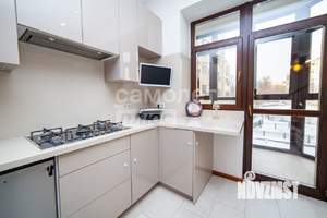 5-к квартира, вторичка, 157м2, 4/5 этаж