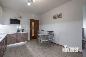 4-к квартира, вторичка, 118м2, 9/10 этаж