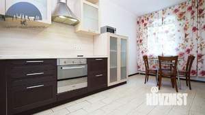 2-к квартира, вторичка, 72м2, 4/10 этаж