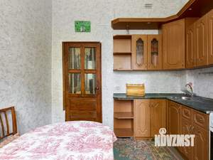 2-к квартира, вторичка, 52м2, 1/5 этаж