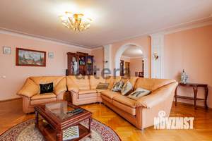 4-к квартира, вторичка, 180м2, 6/9 этаж