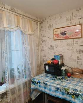 2-к квартира, вторичка, 54м2, 1/9 этаж
