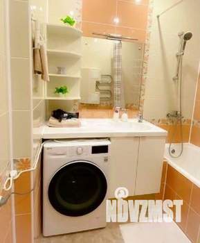 2-к квартира, вторичка, 65м2, 1/6 этаж