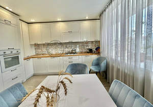 2-к квартира, вторичка, 60м2, 5/5 этаж