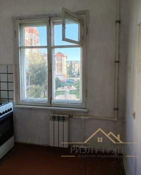 2-к квартира, вторичка, 44м2, 3/5 этаж