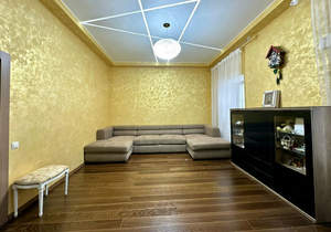 3-к квартира, вторичка, 110м2, 2/4 этаж