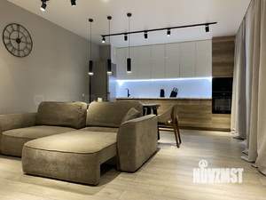 2-к квартира, вторичка, 61м2, 2/19 этаж