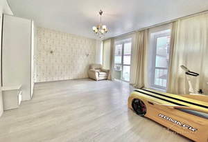 3-к квартира, вторичка, 95м2, 2/4 этаж