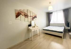 3-к квартира, вторичка, 65м2, 9/19 этаж