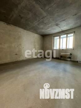 4-к квартира, вторичка, 106м2, 4/9 этаж