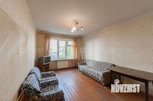 2-к квартира, вторичка, 46м2, 1/5 этаж