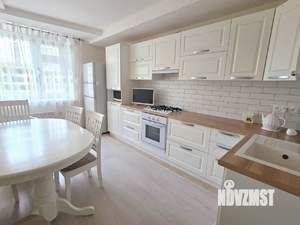 2-к квартира, вторичка, 62м2, 4/10 этаж