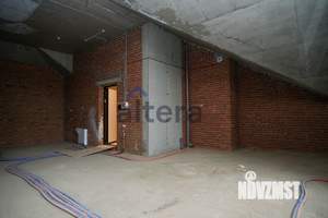 4-к квартира, вторичка, 180м2, 4/4 этаж