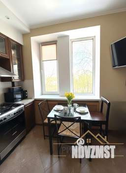 2-к квартира, вторичка, 56м2, 2/2 этаж