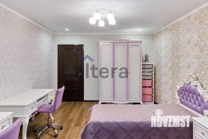 3-к квартира, вторичка, 94м2, 8/10 этаж