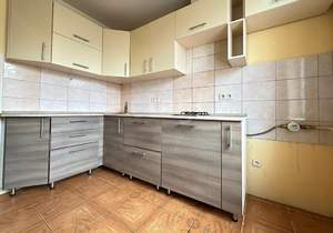 2-к квартира, вторичка, 50м2, 9/9 этаж